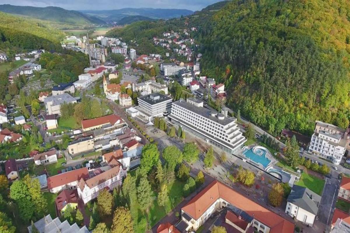 Hotel Adria Nova Dubnica Luaran gambar