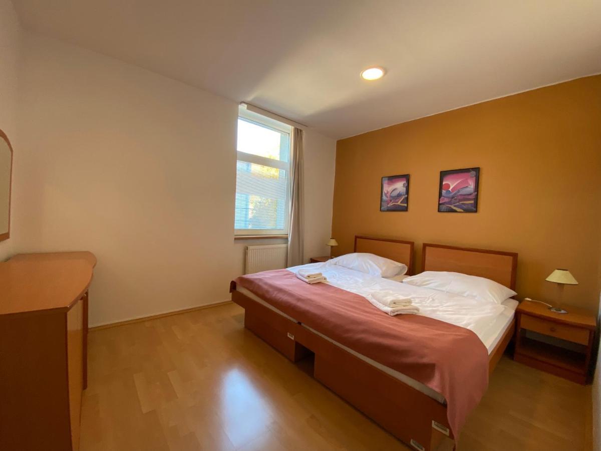 Hotel Adria Nova Dubnica Luaran gambar