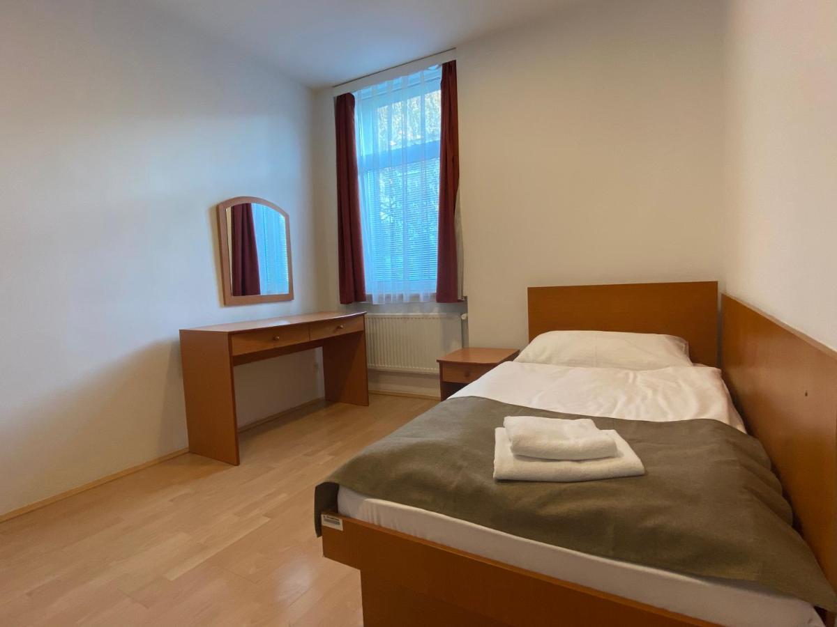 Hotel Adria Nova Dubnica Luaran gambar