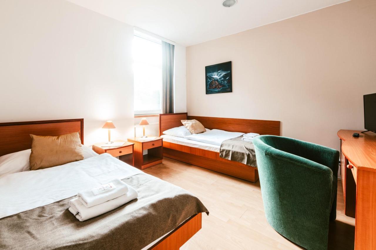 Hotel Adria Nova Dubnica Luaran gambar