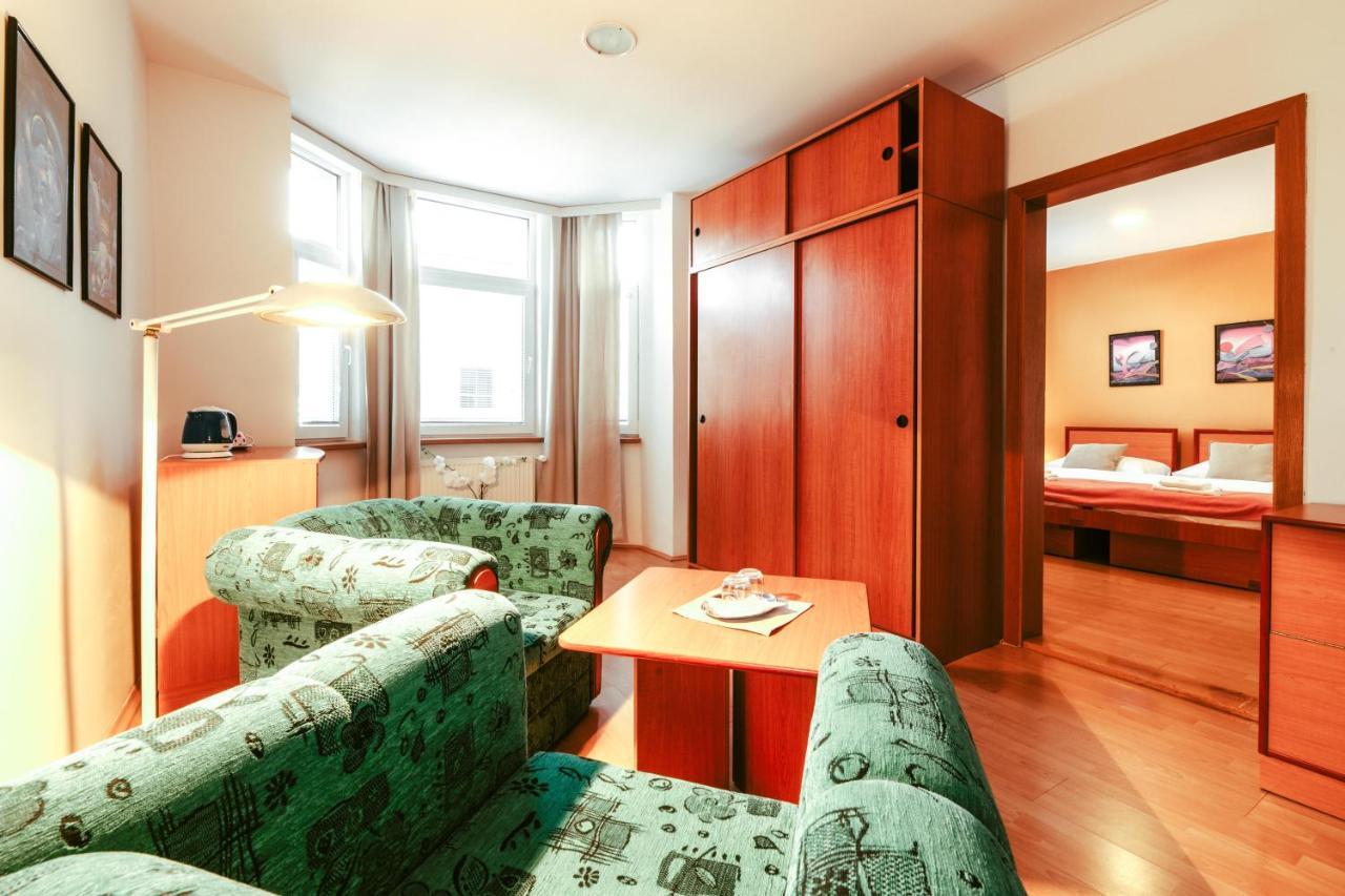 Hotel Adria Nova Dubnica Luaran gambar