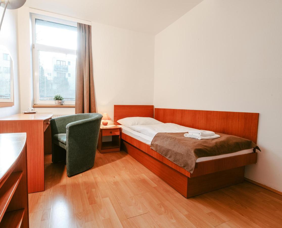 Hotel Adria Nova Dubnica Luaran gambar