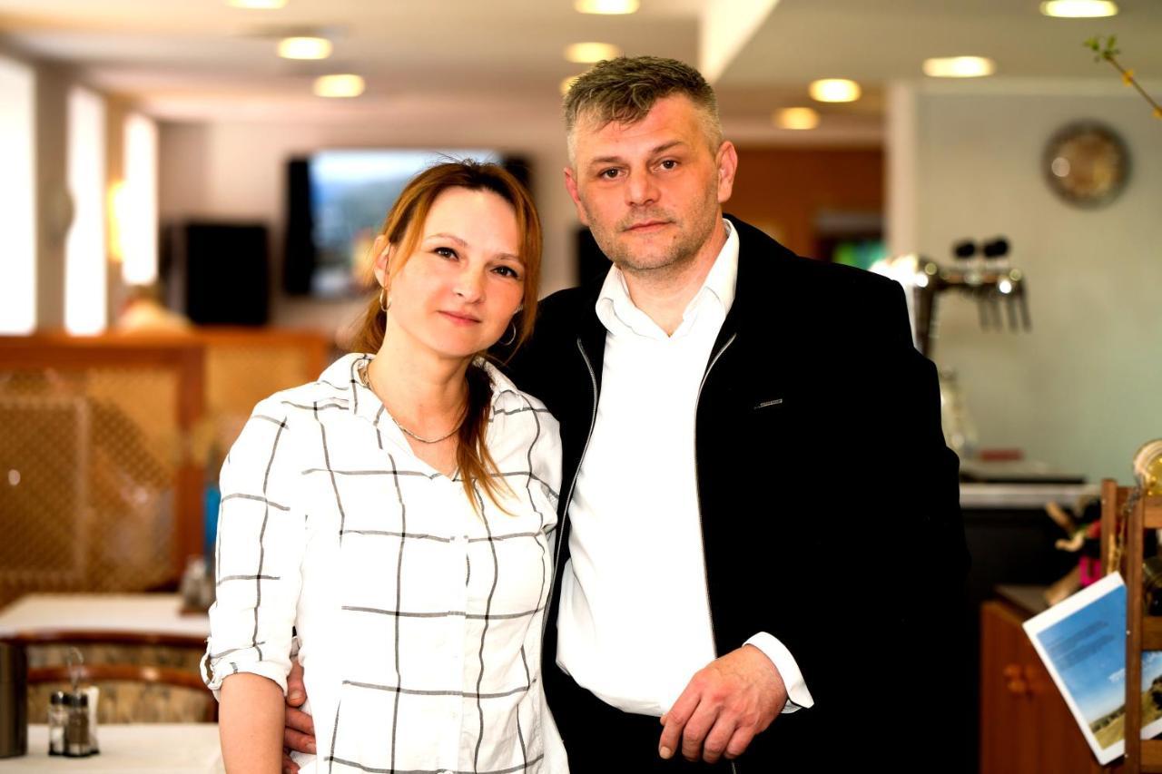 Hotel Adria Nova Dubnica Luaran gambar