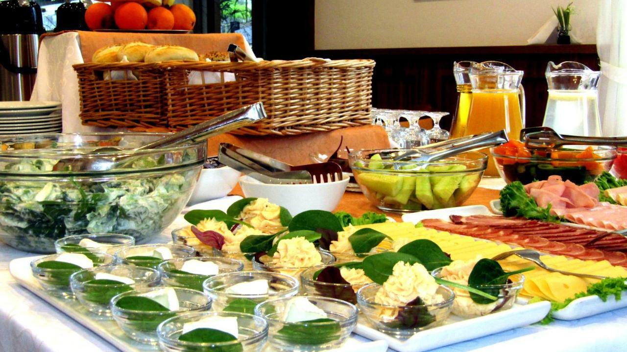 Hotel Adria Nova Dubnica Luaran gambar